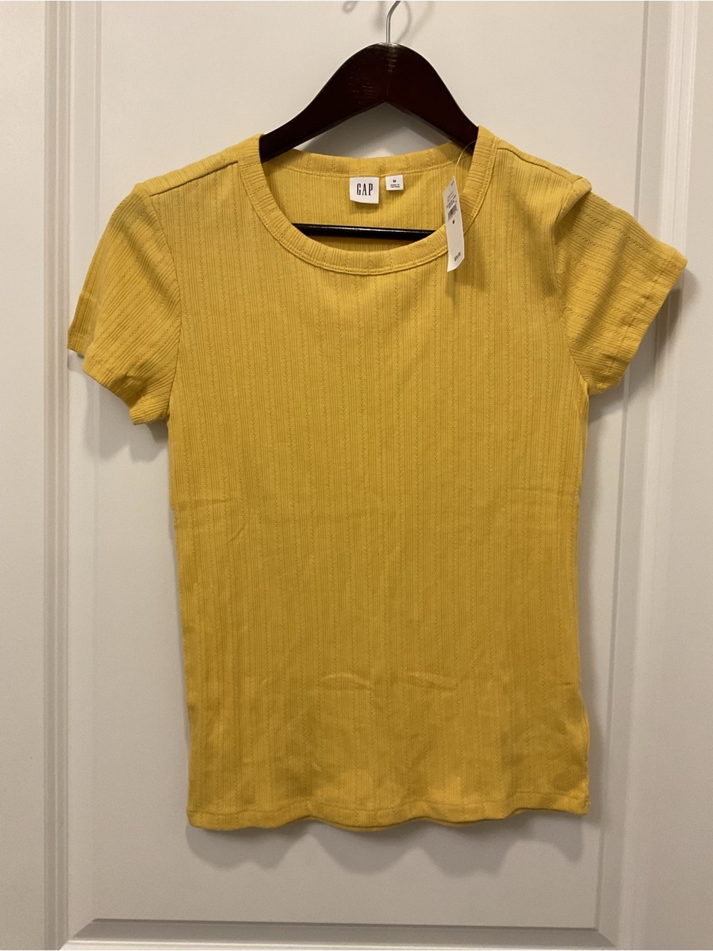 GAP Women's Mustard Yellow Ribbed Short Sleeve Tee